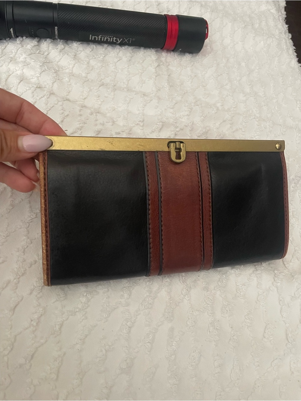 Fossil leather wallet. Women’s Black and Brown Leather Frame Clutch